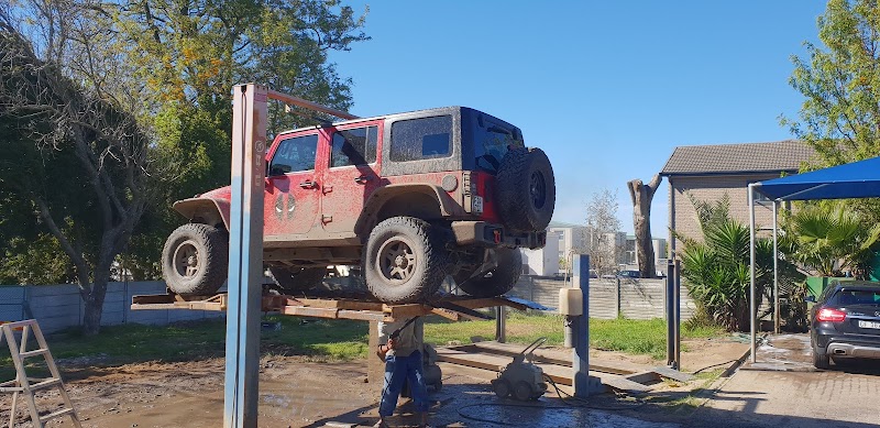 Vredekloof Car Wash And Valet Services - Photo 2